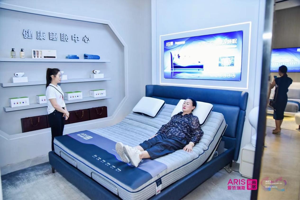 AG九游会 九游会AG爱依瑞斯品牌总监王勇重磅发布智慧睡眠进化40 惊艳亮相深圳时尚家居设计周！(图7)