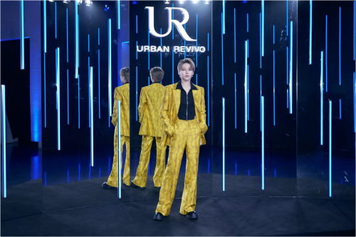 以营销事件接力打造传播闭环URBAN REVIVO（UR）如何率先完成“破圈”进击？AG九游会 九游会AG(图1)