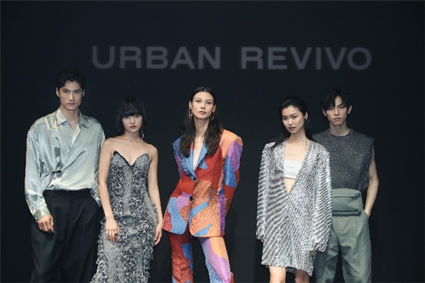 AG九游会 九游会AGURBAN REVIVO（UR）全方位探索“快奢时尚”品牌定位持续注入品牌新势能(图5)