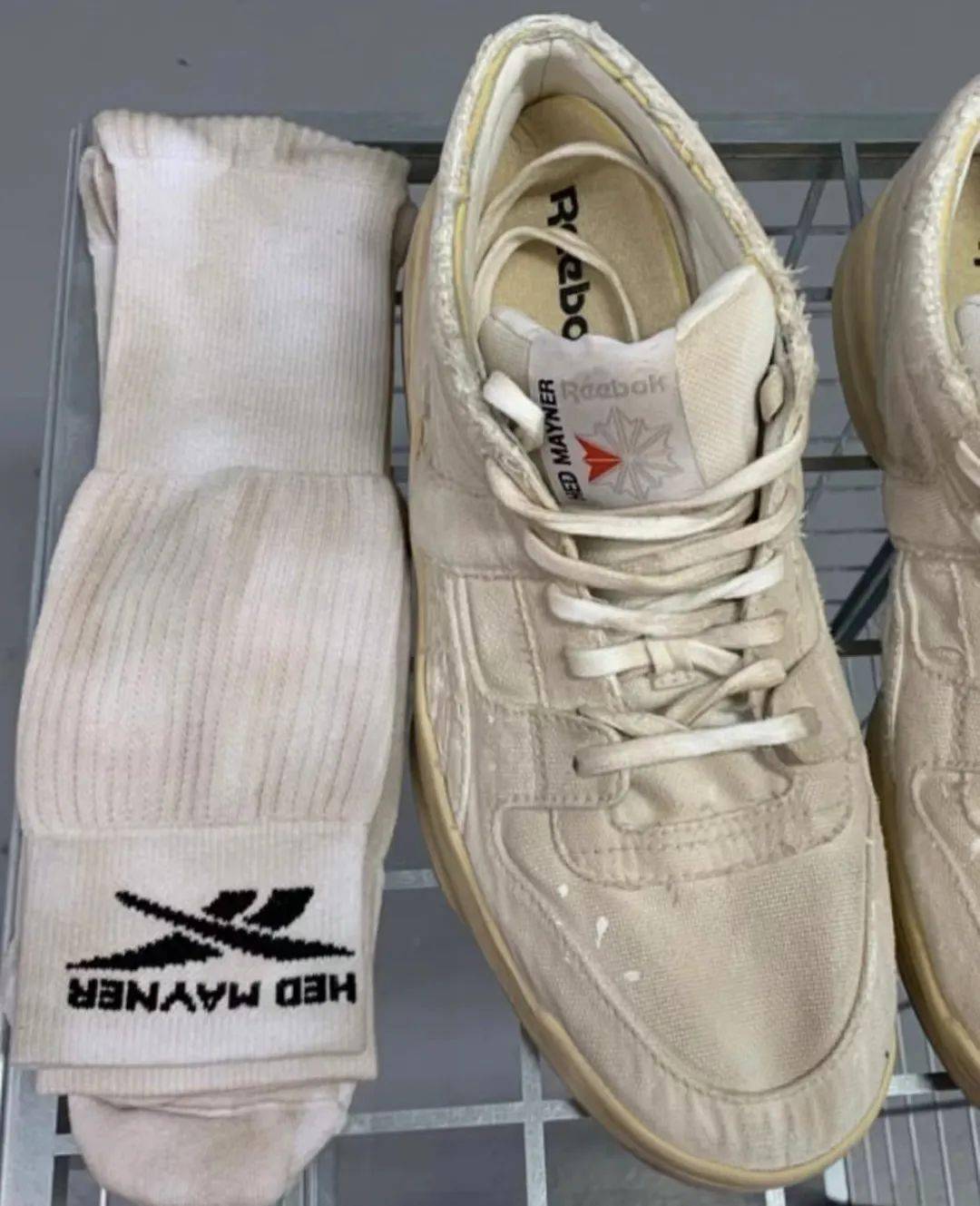 AG九游会 九游会AG收割时尚品牌Reebok成巴黎时装周最大黑马！(图3)